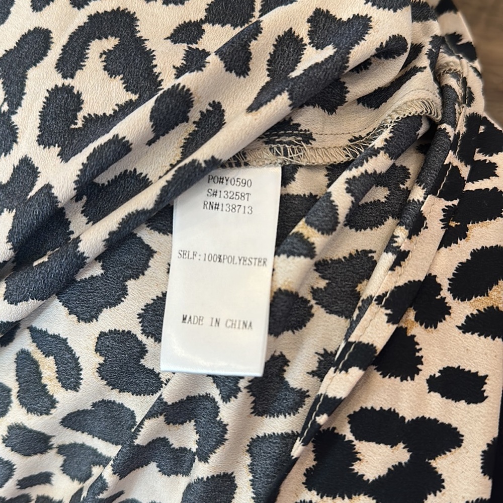 Doe & Rae Shirt - Picture 4 of 6